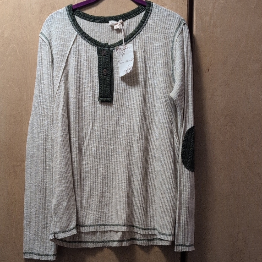 Hem & Thread Two-Tone Long Sleeve Top